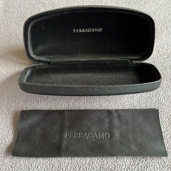 Salvatore Ferragamo Sunglass Eyewear Case Only Black Clam Shell W/Dust Cloth - Picture 1 of 5